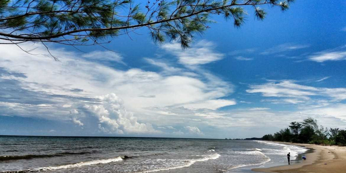 Menikmati Keindahan Pantai Joras, Banjarmasin